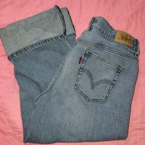 Levi's 515 Jean cuffed Capris Size 4 Vintage